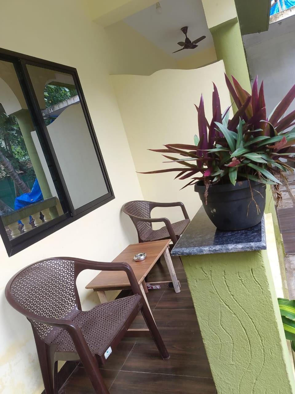 מוריג'ים One Love Guest House מראה חיצוני תמונה