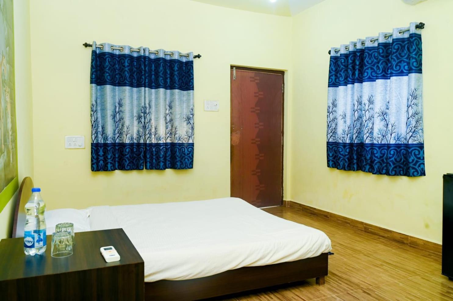 מוריג'ים One Love Guest House מראה חיצוני תמונה