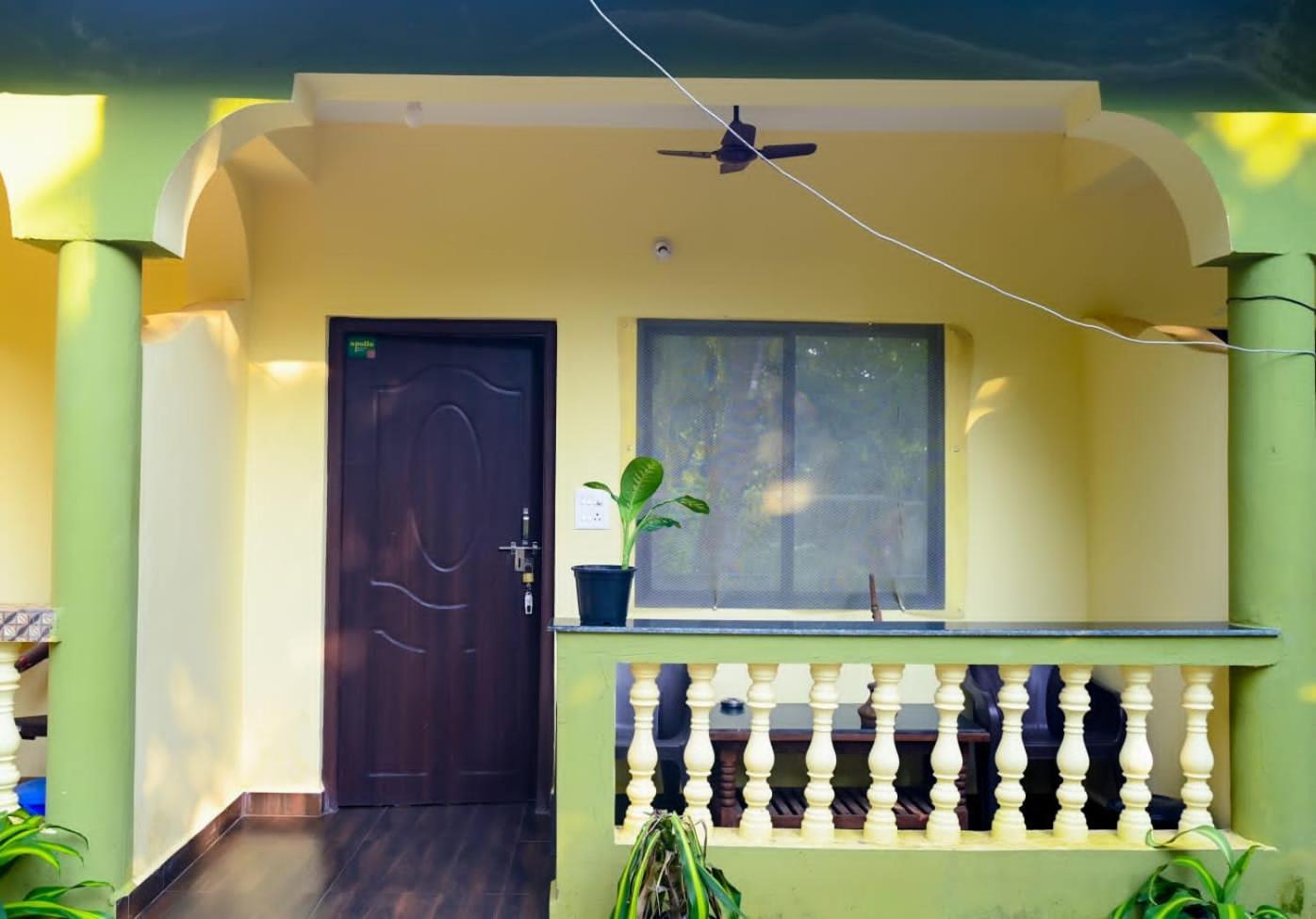 מוריג'ים One Love Guest House מראה חיצוני תמונה